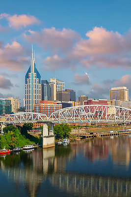포토 JPG 해외이미지 음악 여행 건축양식 풍경 사람없음 건물 물 금융 강 도시풍경 사무실 반사 여행객 미국 일몰 도시 도심 장면 타운 스카이라인 남쪽 랜드마크 해외202310 해외포토 자연요소 건축물 건축 북아메리카 비즈니스 문화예술 사람 경제 노을 방향 파일형식