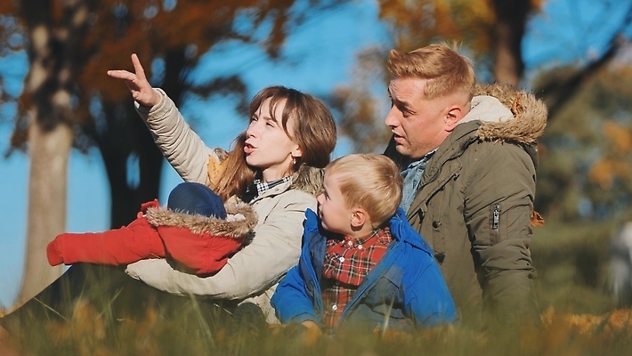 포토 JPG 해외이미지 백인 라이프스타일 계절 공원 여자 딸 행복 어린이 잎 오렌지 가족 자연 놀이 엄마 함께함 건강 사랑 웃음 사람 동양인 소년 여러명 야외 빨간색 뷰티 노란색 기쁨 가을 숲 작음 9월 10월 해외202310 해외포토 서양인 식물 공공시설 남자 감정 컬러 다수 컨셉 과일 관계 표정 인종 생활 날짜 크기 생태계 파일형식