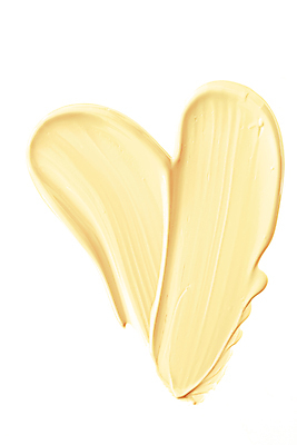 포토 JPG 해외이미지 사람없음 화장품 질감 바르기 광택 연노랑색 해외202310 해외포토 모션 뷰티 노란색 파일형식