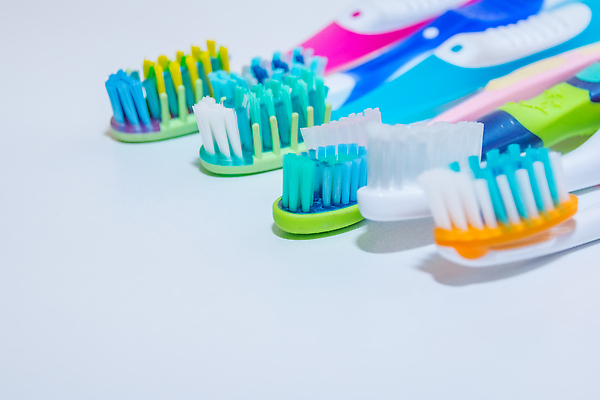 포토 JPG 해외이미지 라이프스타일 컬러 패턴 탁자 주택 건강 치과 종류 사람 사람없음 컬러풀 약 장비 욕실 공구 신선 붓 그룹 선택 치아 칫솔 플라스틱 묘사 오브젝트 무역 치과의사 질감 쇼 치약 돌봄 위생관리 치통 많음 해외202310 해외포토 산업 가구 컨셉 무늬 의학 모션 재질 병원 관리 건물 생활 위생용품 의사 도구 소화기관 질병 파일형식