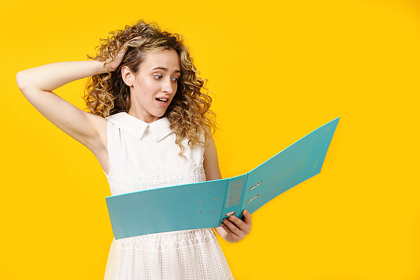 포토 JPG 해외이미지 모델 직업 학생 교육 비즈니스 사업가 학교 성공 갈색머리 한명 서기 미소 사람 정장 스터디 사무실 교사 잡기 업무 비즈니스우먼 자신감 발표 종업원 중개인 스마트 계약 경영자 대학교 문서 폴더 비서 경영 고립 정중 회계사 해외202310 해외포토 1 헤어스타일 옷 여자 감정 컨셉 모션 표정 학습 작업 직장인 리더 파일 파일형식