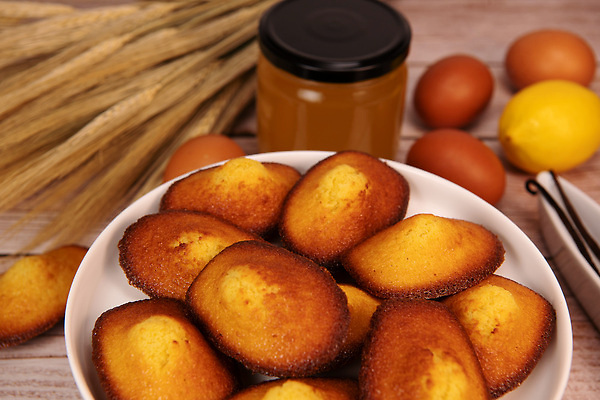 포토 JPG 해외이미지 전통 접시 음식 백그라운드 재료 디저트 요리 사람없음 목재 과자 케이크 계란 빵집 프랑스 껍질 흰색 시골 대접 클래식 달콤 아침식사 굽기 회전 밀가루 레시피 스펀지 프랑스어 고립 전문 페스츄리 핸드메이드 해외202310 해외포토 나무 문자 식기 유럽 빵 컬러 컨셉 상점 알 식사 맛 가루 구이 파일형식