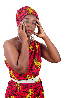 포토 JPG 해외이미지 모델 전통 헤어스타일 옷 문화 컬러 컨셉 미술 한명 미소 웃음 사람 성인 옆모습 그래픽 뷰티 머리 유행 상점 귀걸이 검은색 천 심볼 질감 기하학 부족 고립 터번 해외202310 해외포토 1 뷰포인트 무늬 장신구 문화예술 표정 신체부위 직물 머리장식 파일형식