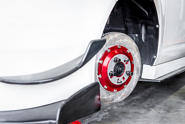 포토 JPG 해외이미지 직업 산업 교통시설 자동차 노동자 사람 사람없음 상점 금속 기계 공연 손상 디스크 작업 바퀴 기술자 변화 실패 수리 브레이크 서비스 타이어 고정 문제 모터 유지 돌봄 자동 제어 조율 차고 해외202310 해외포토 육상교통 교통 컨셉 모션 재질 이벤트 좌절 질병 시설 파일형식