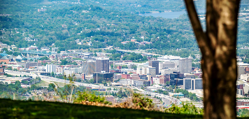 포토 JPG 해외이미지 나무 계절 공원 여행 잎 건축양식 하늘 산 풍경 사람없음 야외 강 도시풍경 미국 골동품 가을 도시 역사 언덕 군용 싸움 전쟁 타운 대포 기념물 스카이라인 남쪽 천연기념물 랜드마크 옛날 해외202310 해외포토 식물 공공시설 건축 무기 북아메리카 모션 군대 방향 파일형식