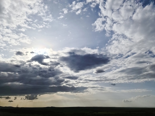 포토 JPG 해외이미지 구름 백그라운드 컨셉 자연 하늘 날씨 불꽃 파노라마 풍경 사람없음 야외 여름 파란색 빛 햇빛 태양 뷰티 우주 맑음 어둠 일몰 공백 흰색 분위기 폭풍 천국 솜털 흐림 광 카피스페이스 코로나바이러스 해외202310 해외포토 자연요소 계절 컬러 불 촬영기법 노을 바이러스 생태계 파일형식