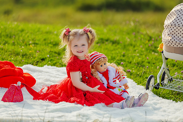 포토 JPG 해외이미지 백인 라이프스타일 응시 드레스 공원 행복 종이 어린이 인형 의자 곰 자동차 자연 휴가 건강 한명 미소 안전 사람 앉기 동양인 장난감 뷰티 기쁨 낭만 벨트 게임 아기 도시 숲 작음 내추럴 걸음마 해외202310 해외포토 서양인 동물 1 시선 잡화 옷 공공시설 감정 육상교통 가구 컨셉 포유류 모션 놀이 표정 인종 생활 크기 생태계 파일형식