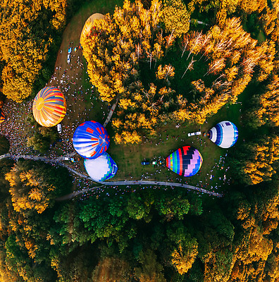 포토 JPG 해외이미지 공원 아시아 여행 교통시설 자연 벽지 하늘 휴가 산 파노라마 카파도키아 사람없음 야외 파란색 컬러풀 뷰티 여행객 일출 열기구 뜨거움 언덕 지역 풍선 이륙 칠면조 연소 랜드마크 옛날 전국 지질학 튀르키예 해외202310 해외포토 공공시설 교육 나라 컬러 교통 항공교통 조류 촬영기법 사람 노을 시설 생태계 파일형식