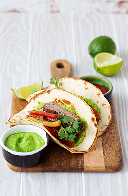 포토 JPG 해외이미지 무료이미지 요리 사람없음 라임 멕시코음식 타코 살사소스 해외202310 해외포토 과일 서양음식 소스_음식 파일형식