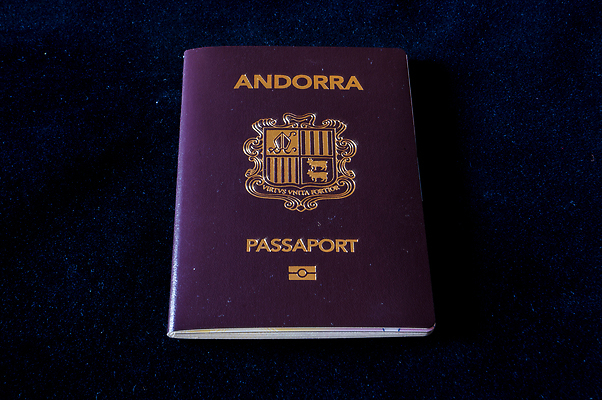 포토 JPG 해외이미지 디자인 배너 유럽 여행 돈 비즈니스 휴가 사람없음 그래픽 금융 파란색 미국 흰색 깃발 센터 공항 사인 무역 질감 문서 보안 여권 신분 가치 잭 온라인 애국심 시민 고립 신분증 안도라 전국 이민 국경 해외202310 해외포토 나라 산업 컬러 이동 북아메리카 교통시설 안전 경제 재산 국민 증명서 파일형식