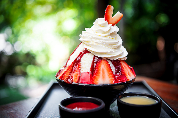 포토 JPG 해외이미지 라이프스타일 접시 행복 아시아 음식 분홍색 백그라운드 다이어트 과일 딸기 휴식 디저트 한국 건강 요리 미술 동양인 사람없음 목재 빨간색 여름 파티 숟가락 냉동 얼음 검은색 식사 카페 우유 추위 흰색 신선 사발 우아함 달콤 맛 정상 혼합 크림 부드러움 시럽 맛있는 해외202310 해외포토 자연요소 나무 식기 계절 감정 나라 컬러 컨셉 재료 문화예술 유제품 수저 인종 이벤트 생활 상점 감각 사기그릇 파일형식