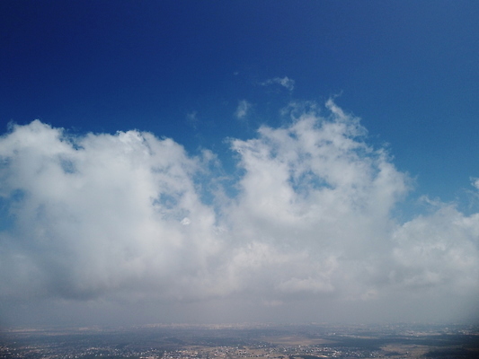 포토 JPG 해외이미지 구름 바다 여행 백그라운드 창문 자연 하늘 표면 추상 휴가 불꽃 안테나 풍경 사람없음 야외 파란색 빛 햇빛 태양 뷰티 일출 환경 수중 꿈 안개 분위기 정상 소프트포커스 보케 천국 솜털 동영상 항공촬영 광 드론 블러 터키석 수평선 해외202310 해외포토 자연요소 뷰포인트 컬러 컨셉 무늬 통신 불 날씨 촬영기법 노을 보석 생태계 파일형식