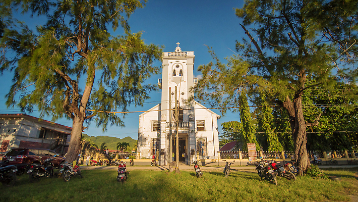 포토 JPG 해외이미지 아시아 기독교 종교 벽 여행 십자가 건축양식 하늘 동양인 사람없음 건물 세로 파란색 세계 성당 교회 믿음 이탈리아 도시 영혼 중세 역사 재산 신성 랜드마크 바로크 바실리카 숭배 식민지 신앙심 옛날 해외202310 해외포토 건축물 건축 감정 유럽 나라 컬러 종교건축 인종 금융 파일형식
