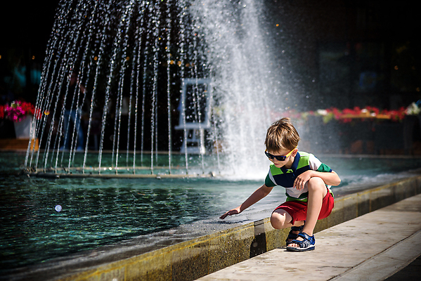 포토 JPG 해외이미지 공원 행복 실루엣 얼굴 어린이 스포츠 장난 가족 놀이 휴가 한명 미소 사람 소년 야외 물 여름 선글라스 태양 맑음 봄 기쁨 젖음 아기 도시 뜨거움 떨어짐 분수 흥분 제트기 해외202310 해외포토 자연요소 1 계절 공공시설 남자 감정 안경 컨셉 관계 날씨 비행기 촬영기법 표정 신체부위 파일형식