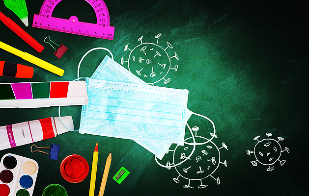 포토 JPG 해외이미지 학생 교육 어린이 인터넷 교실 학교 탁자 수업 거리 주택 건강 가면 안전 사람없음 10대 책 학습 스터디 약 연필 교사 칠판 고통 바이러스 보호 질병 책상 대학교 예방 감염 온라인 전염병 코로나바이러스 락다운 해외202310 해외포토 직업 감정 가구 컨셉 의학 청소년 학용품 사람 건물 필기구 파일형식