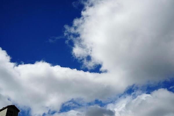 포토 JPG 해외이미지 주간 하늘 사람없음 야외 파란색 해외202310 해외포토 자연요소 컬러 파일형식