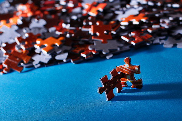 포토 JPG 해외이미지 교육 조각 컨셉 생각 패턴 비즈니스 통신 부분 성공 아이디어 함께함 경기 취미 사람없음 건물 컬러풀 도전 게임 업무 퍼즐 계획 연결 파란배경 모자이크 문제 해결 마케팅 지능 통일 프로젝트 콜라보레이션 해외202310 해외포토 건축물 스포츠 컬러 백그라운드 무늬 놀이 파란색 작업 파일형식