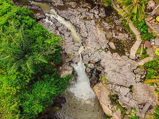 포토 JPG 해외이미지 공원 아시아 컬러 섬 여행 백그라운드 자연 하늘 사람없음 초록색 물 강 뷰티 여행객 폭포 흐름 시골 신선 개울 숲 시원함 비밀 발리 인도네시아 멀리 관심 해외202310 해외포토 자연요소 공공시설 나라 컨셉 사람 생태계 파일형식