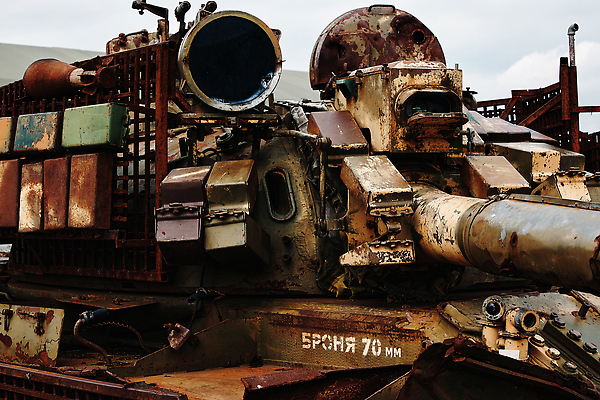 포토 JPG 해외이미지 무기 사람없음 세계 금속 힘 기계 손상 총 수확 역사 중앙 보호 위험 충돌 묘사 복고 군용 역동적 싸움 전쟁 탱크 육군 변장 무거움 갑옷 전쟁터 디젤 소비에트 옛날 왜곡 철강 해외202310 해외포토 컨셉 농업 모션 재질 군대 무게 보호장비 파일형식