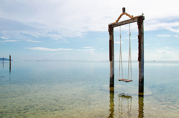 포토 JPG 해외이미지 구름 행복 아시아 밧줄 모래 파도 바다 컬러 섬 여행 백그라운드 태국 자연 하늘 휴가 휴식 풍경 해변 사람없음 목재 물 여름 파란색 햇빛 태양 뷰티 여행객 침묵 활발 자유 전원 만 그네 휴양지 발리 장면 멀리 터키석 완전 해외202310 해외포토 자연요소 나무 계절 감정 나라 줄 컨셉 재료 사람 소리 장소 전기에너지 보석 생태계 인도네시아 파일형식