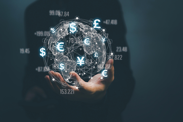 포토 JPG 해외이미지 지구 이동 지도 돈 인터넷 비즈니스 미래 기술 사람 사람없음 금융 경제 글로벌 지구본 달러 저축 정보 성장 네트워크 시장 어플리케이션 구매 연결 가격 사이버 분석 속도 무역 투자 전자 온라인 경영 자금 해외202310 해외포토 산업 컨셉 쇼핑 재산 파일형식