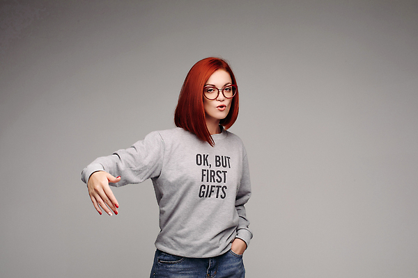 포토 JPG 해외이미지 백인 모델 학생 라이프스타일 손 응시 여자 행복 감정 안경 포즈 휴식 한명 사람 성인 뷰티 유행 분노 도시 달콤 충돌 사인 롤 열정 펑키 나쁜 공격적 스타일 힙스터 해외202310 해외포토 서양인 1 시선 잡화 패션 컨셉 생활 신체부위 맛 파일형식