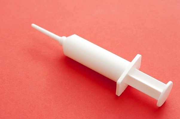 포토 JPG 해외이미지 무료이미지 주사기 사람없음 장난감 약 오브젝트 예방 주사약 해외202310 해외포토 의학 의료기기 파일형식 무료콘텐츠