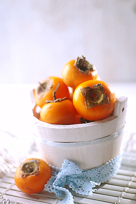 포토 JPG 해외이미지 아시아 음식 컬러 백그라운드 농업 다이어트 오렌지 과일 자연 디저트 한국 실내 건강 감 요리 사람없음 빨간색 농장 노란색 정원 수확 흰색 시골 신선 그룹 달콤 맛 유기농 질감 날것 내추럴 밭일 숙성 채식주의자 많음 맛있는 해외202310 해외포토 웰빙 나라 산업 컨셉 내부 생태계 채식 파일형식