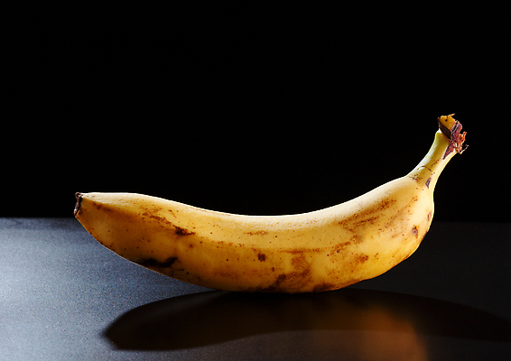 포토 JPG 해외이미지 1 음식 컬러 백그라운드 다이어트 과일 재료 자연 검은배경 바나나 건강 사람없음 반사 노란색 검은색 식사 껍질 신선 점 달콤 맛 아침식사 먹기 싱글 상쾌 유기농 날것 건강식 내추럴 숙성 채식주의자 카피스페이스 맛있는 해외202310 해외포토 웰빙 감정 컨셉 모션 공백 생태계 채식 파일형식
