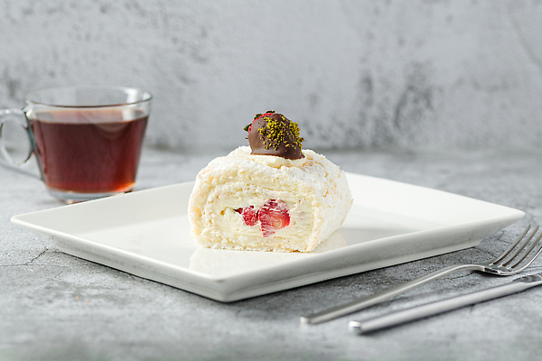 포토 JPG 해외이미지 열매 꽃 커피 음식 분홍색 조각 과일 부분 딸기 휴가 디저트 사람없음 여름 케이크 얼음 식사 카페 빵집 우유 소용돌이 신선 생일 달콤 맛 인스턴트 설탕 가득함 크림 롤 레시피 스펀지 번 크림치즈 페스츄리 맛있는 해외202310 해외포토 자연요소 식물 계절 기념일 음료 빵 컬러 컨셉 치즈 유제품 상점 회오리 파일형식