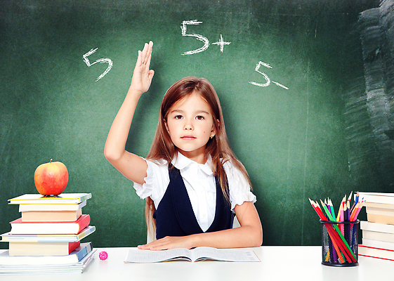 포토 JPG 해외이미지 학생 손 여학생 여자 교육 행복 어린이 교실 학교 탁자 성공 수업 한명 미소 들기 앉기 10대 책 학습 스터디 교사 칠판 가르침 질문 책상 오르기 팔 최초 기르기 답변 대답 초보 해외202310 해외포토 직업 1 감정 가구 컨셉 모션 청소년 표정 사람 신체부위 돌봄 파일형식