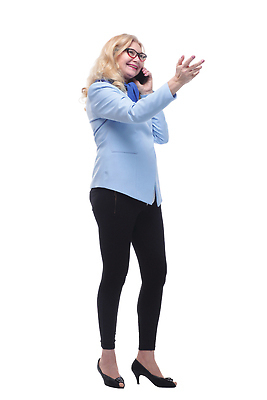 포토 JPG 해외이미지 전신 여자 안경 한명 들기 손짓 성인 옆모습 스마트폰 흰색 통화 성인여자한명만 해외202310 해외포토 1 잡화 뷰포인트 컬러 모션 사람 핸드폰 스마트기기 여자한명만 성인여자만 파일형식