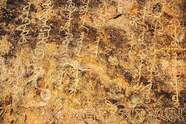 포토 JPG 해외이미지 아시아 문화 조각 여행 미술 사람없음 골동품 바위 기록 역사 원주민 심볼 그림 발견 고고학 스텝 옛날 카자흐스탄 알마티 해외202310 해외포토 교육 나라 문화예술 돌_바위 아프리카인 파일형식