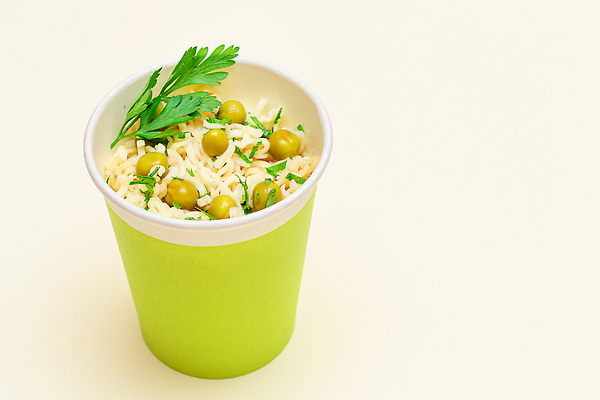 포토 JPG 해외이미지 음식 채소 패스트푸드 파스타 동양인 사람없음 컵 식사 저녁식사 신선 면 뜨거움 맛 아침식사 폐기물 먹기 속도 준비 흰배경 매움 점심식사 순간 해로움 맛있는 해외202310 해외포토 식기 백그라운드 컨셉 모션 서양음식 인종 흰색 인스턴트 쓰레기 파일형식