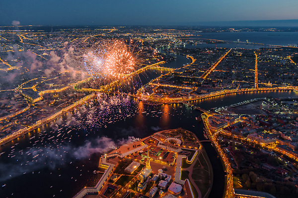 포토 JPG 해외이미지 행복 유럽 섬 요트 건축양식 휴가 불꽃 조명 폭죽 불꽃놀이 파노라마 이벤트 사람없음 물 도시풍경 뷰티 여행객 축제 황혼 공연 궁전 낭만 축하 도시 성 도심 정상 저녁 심볼 러시아 쇼 경례 드론 랜드마크 러시아인 조감도 수평선 해외202310 해외포토 자연요소 서양인 건축물 건축 감정 나라 컨셉 고건축 배_교통 놀이 불 촬영기법 사람 풍경 일몰 인사 야간 파일형식