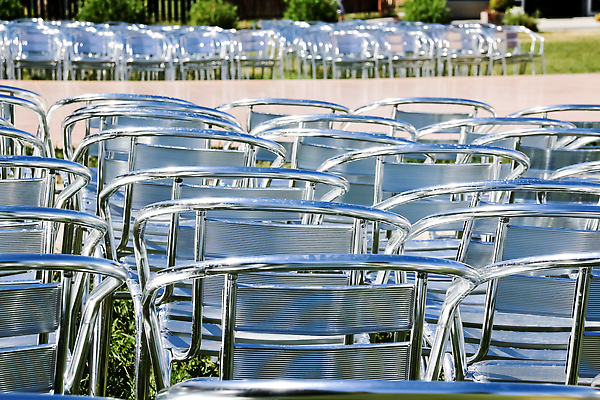 포토 JPG 해외이미지 디자인 공원 컬러 가구 백그라운드 패턴 의자 비즈니스 탁자 회의 휴식 사람없음 야외 빨간색 여름 파란색 태양 반사 쌓기 금속 식당 정원 경기장 공백 콘서트 카페 수확 흰색 그룹 오스트리아 은색 철 객석 옛날 줄서기 철강 많음 비어있는 해외202310 해외포토 자연요소 계절 공공시설 유럽 생활용품 컨셉 무늬 농업 스포츠시설 모션 재질 상점 공연 파일형식