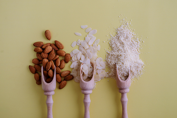 포토 JPG 해외이미지 음식 조각 백그라운드 재료 탁자 디저트 건조 건강 요리 사람없음 목재 노란색 쌓기 숟가락 식사 빵집 견과류 흰색 정상 가루 굽기 먹기 유기농 날것 밀가루 아몬드 레시피 흙더미 내추럴 개암나무 땅바닥 무료 콘크리트 페스츄리 개조 해외202310 해외포토 나무 웰빙 빵 컬러 가구 모션 바닥 수저 상점 흙 구이 파일형식 더미