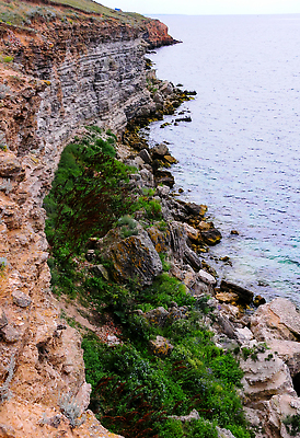 포토 JPG 해외이미지 모래 파도 바다 자연 풍경 해변 사람없음 물 절벽 바위 망토 부식 점토 블러 지질학 무너짐 해외202310 해외포토 자연요소 교육 모션 돌_바위 생태계 파일형식