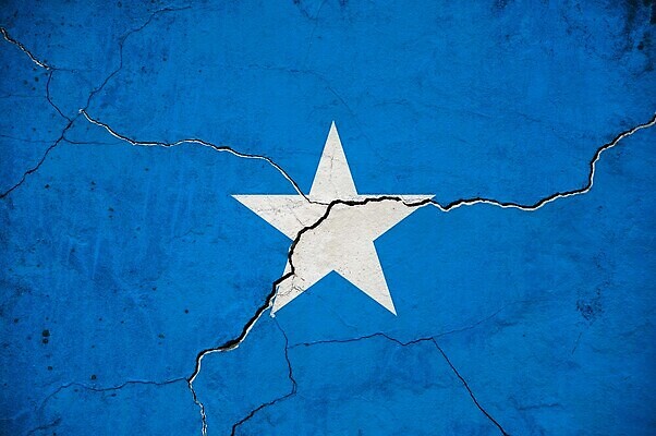 포토 JPG 해외이미지 디자인 배너 벽 패턴 아프리카 추상 사람없음 경제 페인트 손상 자유 깃발 사회 균열 투표 민주주의 심볼 사인 질감 복고 찢어짐 반대 긴장 나누기 애국심 혁명 격파 그런지 썩음 옛날 위기 전국 정치 항의 무너짐 해외202310 해외포토 감정 나라 컨셉 무늬 모션 선거 공동체 파일형식