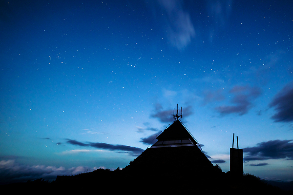 포토 JPG 해외이미지 나무 구름 꽃 호수 자연 하늘 불꽃 산 풍경 사람없음 여름 태양 뷰티 계곡 침묵 황혼 일몰 안개 전원 시골 호주 정상 야간 오두막 언덕 은하계 천문학 해외202310 해외포토 자연요소 식물 계절 교육 불 날씨 노을 소리 오세아니아 전기에너지 생태계 파일형식