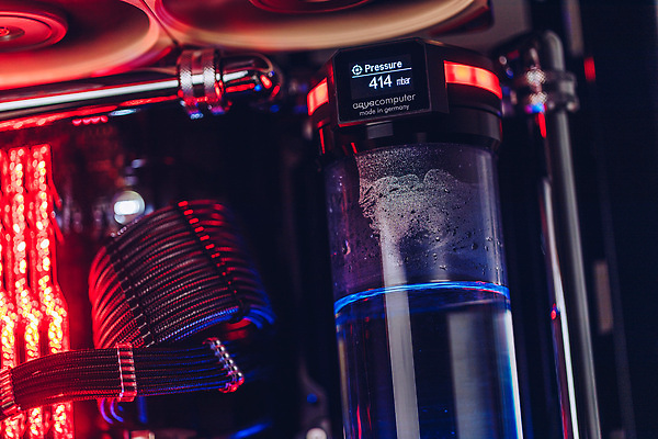 포토 JPG 해외이미지 기술 실내 사람없음 그래픽 물 빛 컴퓨터 디지털 기계 공연 장비 게임 부채 액체 순환 전자 시스템 라디에이터 마더보드 메인보드 프로세서 하드웨어 주도 해외202310 해외포토 자연요소 모션 놀이 이벤트 내부 전자제품 예절 파일형식