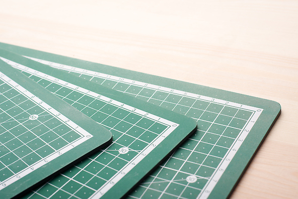 포토 JPG 해외이미지 템플릿 포스터 종이 백그라운드 컨셉 패턴 표면 미술 사람없음 장식 세트 우주 공백 매트 축하 신용카드 거친 화려 칼날 칼 자르기 천 질감 종이접기 엽서 롤 페이지 찢어짐 시트 목각 판지 골절 그런지 양피지 목업 해외202310 해외포토 무늬 의학 모션 문화예술 금융 직물 편지 접기 파일형식