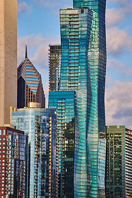 포토 JPG 해외이미지 외관 비즈니스 건축양식 유리 하늘 새로움 아파트 사람없음 건물 금융 강 도시풍경 사무실 반사 탑 항구 고층빌딩 도시 도심 야간 큼 지역 타운 스카이라인 랜드마크 시카고 해외202310 해외포토 자연요소 건축물 건축 컨셉 교통시설 재질 주택 풍경 빌딩 경제 미국 크기 파일형식