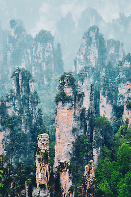 포토 JPG 해외이미지 나무 식물 구름 공원 꽃 아시아 여행 백그라운드 자연 날씨 산 국립공원 동양인 풍경 사람없음 야외 초록색 여행객 중국 세계문화유산 안개 바위 기둥 재산 숲 언덕 사암 내추럴 랜드마크 아바타 해외202310 해외포토 자연요소 공공시설 건축 나라 컬러 사람 인종 금융 문화재 돌_바위 생태계 파일형식