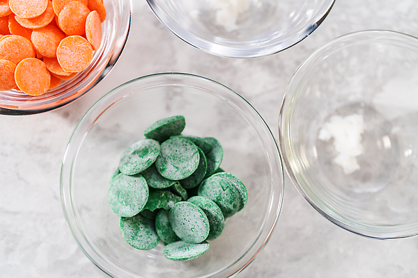 포토 JPG 해외이미지 음식 재료 디저트 사탕 요리 사람없음 과자 사발 달콤 굽기 준비 만들기 토핑 레시피 성분 해외202310 해외포토 모션 사기그릇 맛 구이 파일형식