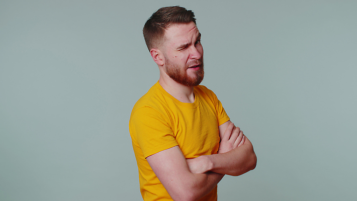 포토 JPG 해외이미지 모델 1 남자 감정 유럽 얼굴 포즈 셔츠 장난 청소년 회색배경 휴가 수염 실내 사랑 한명 미소 소년 20대 성인 유행 표현 우아함 시원함 흥분 긍정 고립 완벽 혼자 카피스페이스 깜빡이다 해외202310 해외포토 나라 어린이 백그라운드 컨셉 상의 표정 사람 청년 내부 신체부위 공백 회색 파일형식