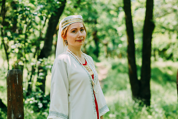 포토 JPG 해외이미지 전통 여자 남자 종교 문화 백그라운드 자연 불 두명 목재 뷰티 어둠 바위 의식 역사 동굴 야간 심볼 사인 신성 마법 원시시대 숭배 해외202310 해외포토 자연요소 나무 재료 사람 돌_바위 생태계 파일형식