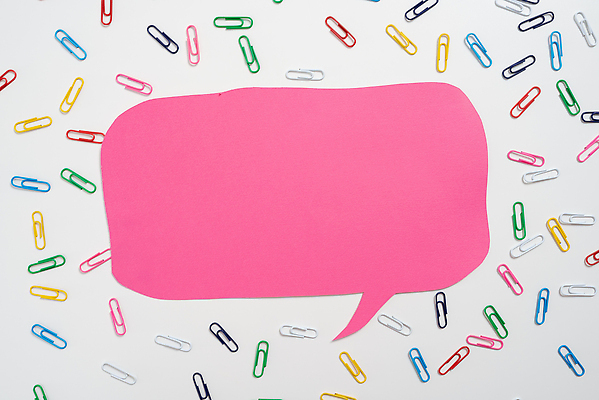 포토 JPG 해외이미지 종이 분홍색 백그라운드 말풍선 아이디어 사람없음 클립 카피스페이스 해외202310 해외포토 컬러 컨셉 공백 파일형식