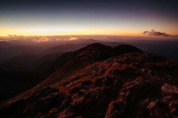 포토 JPG 해외이미지 나무 구름 꽃 호수 자연 하늘 불꽃 산 풍경 사람없음 여름 태양 뷰티 계곡 침묵 황혼 일몰 안개 전원 시골 호주 정상 오두막 언덕 해외202310 해외포토 자연요소 식물 계절 불 날씨 노을 소리 오세아니아 전기에너지 생태계 파일형식