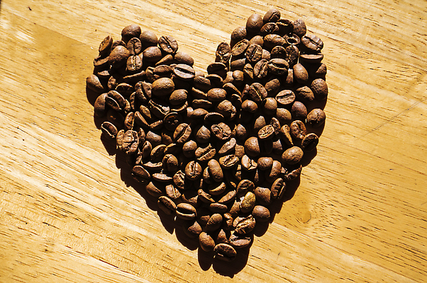 포토 JPG 해외이미지 모양 커피 음료 음식 콩 사랑 씨앗 사람없음 목재 컵 갈색 검은색 흰색 아침식사 굽기 아로마 에스프레소 내추럴 고립 모카 카페인 해외202310 해외포토 나무 식물 식기 감정 컬러 재료 곡류 식사 구이 파일형식